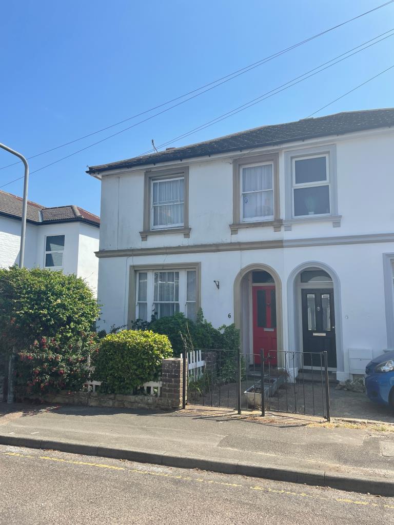Lot: 42 - STATUTORY INVESTMENT WITH VACANT TWO STOREY WORKSHOP -